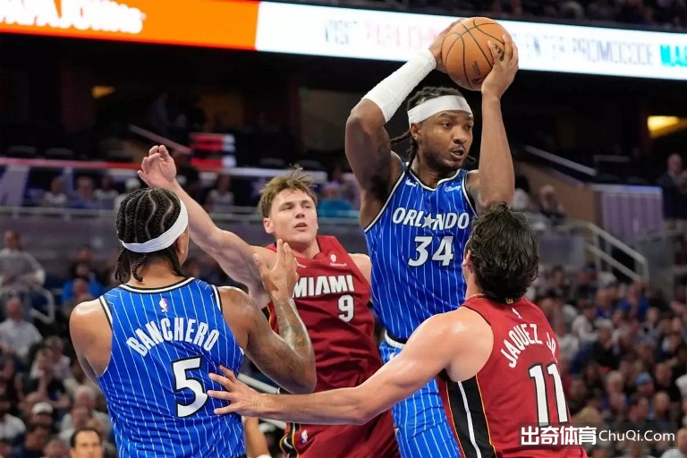 皇马官方公,卡雷拉斯小,腿腓肠肌损,QianYi,Sports,千亿体育,体育直播,体育赛事,APP下载,官方网地址